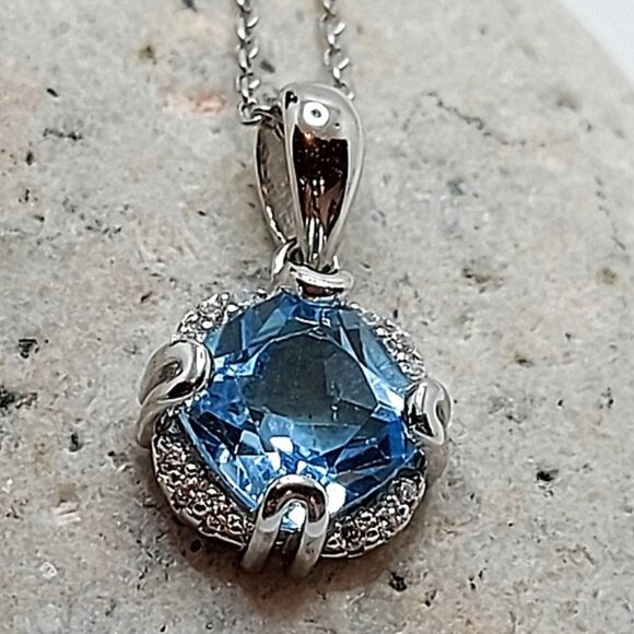 Natural Cushion‎ Sky Blue Topaz 8mm & Cz 925 Sterling Silver Necklace 17" - Picture 9 of 11